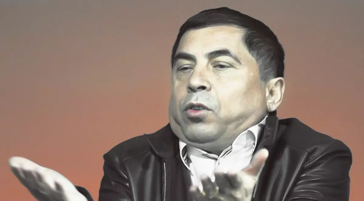 CFR Cluj - Dinamo 2-2 / "Furaţi cu steguleţe"