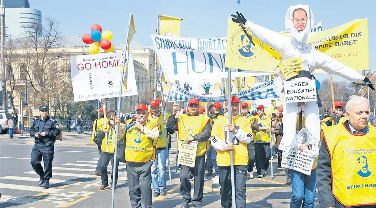 «El e ministrul taie-tot»