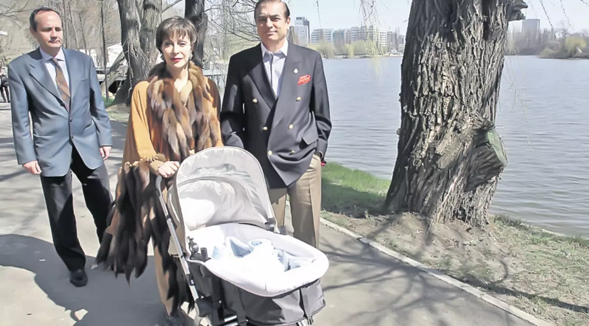 Micul Prinţ, la prima plimbare în parc