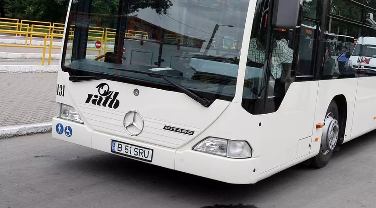 Şoferii RATB spun că le-a ajuns cuţitul la os şi refuză să meargă la negocieri cu Oprescu
