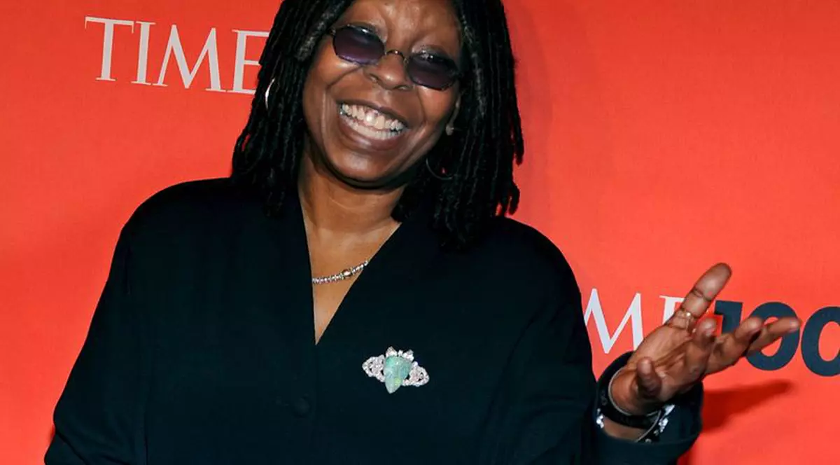 Whoopi Goldberg îl susţine pe Jesse James: "Şi eu am fost infidelă de cinci-şase ori"