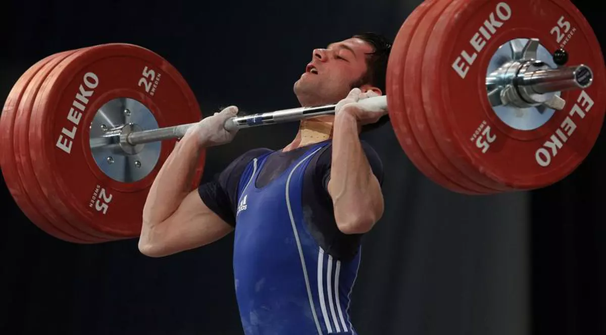 Halterofilul Ninel Miculescu a câştigat trei medalii de aur la CE de la Minsk