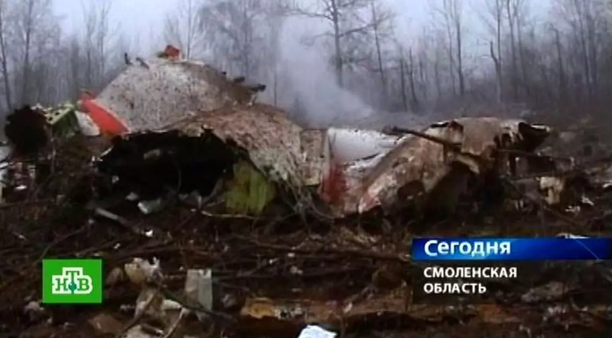Pilotul avionului lui Kaczynski a decis singur să aterizeze