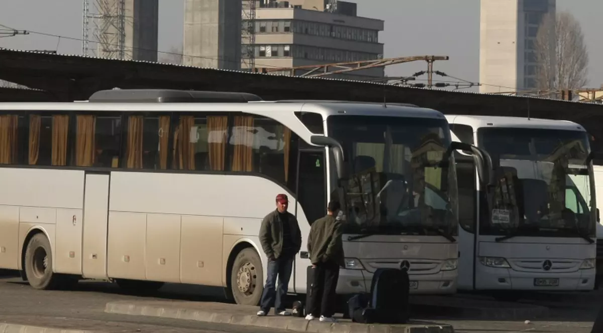 Un român arestat în Italia pentru furtul unui autocar 