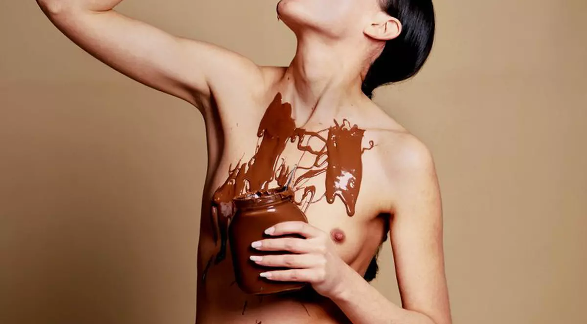 Ciocolata neagră te scapă de afecţiunile hepatice