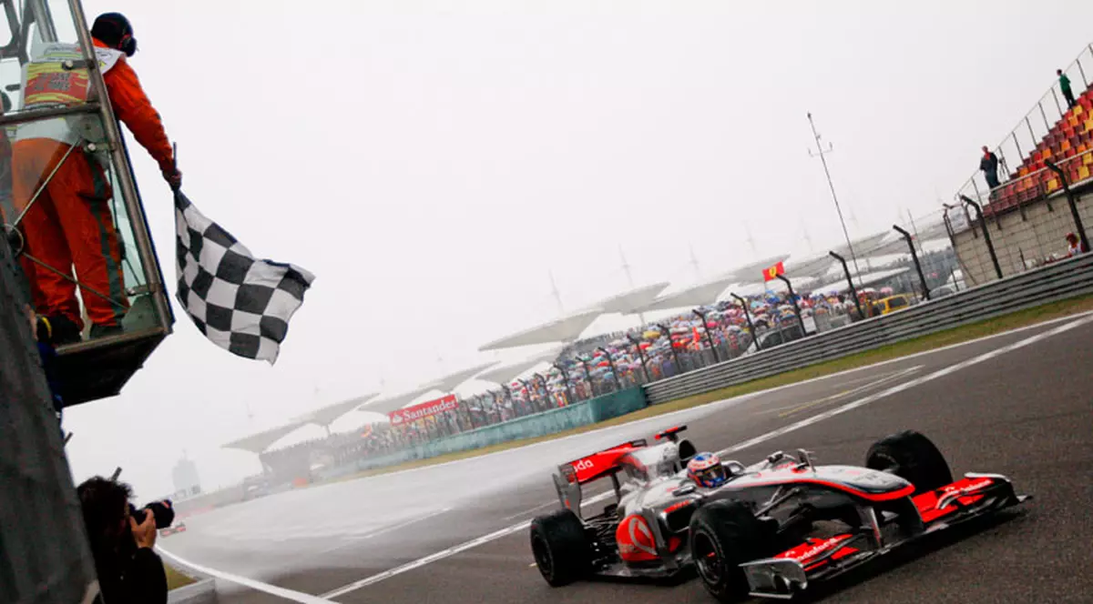 Jenson Button a câştigat Marele Premiu al Chinei‎ 