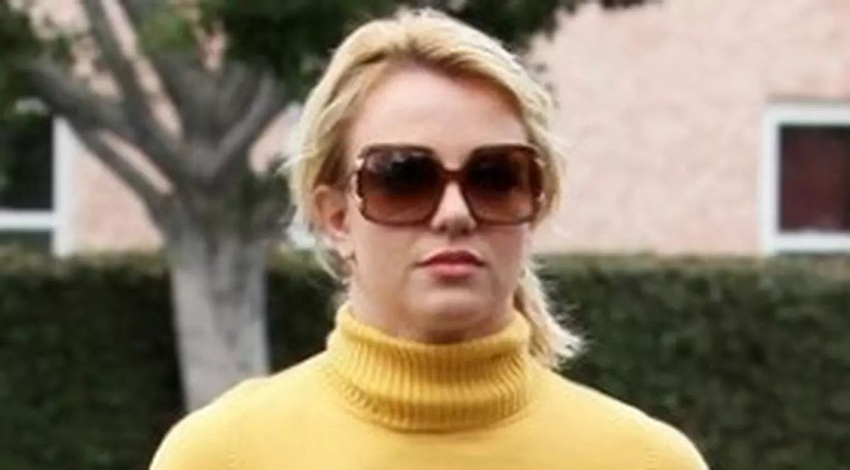 Nu o să mai vedem sfârcurile lui Britney!