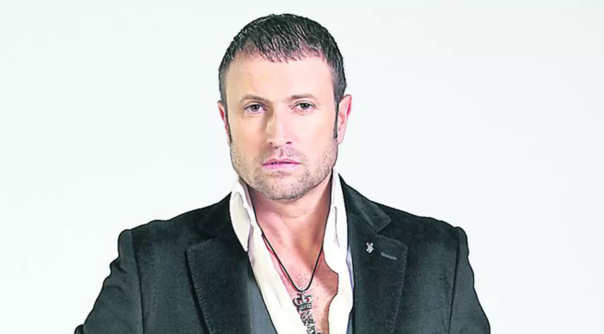 Botezatu va primi un Ferrari decapotabil