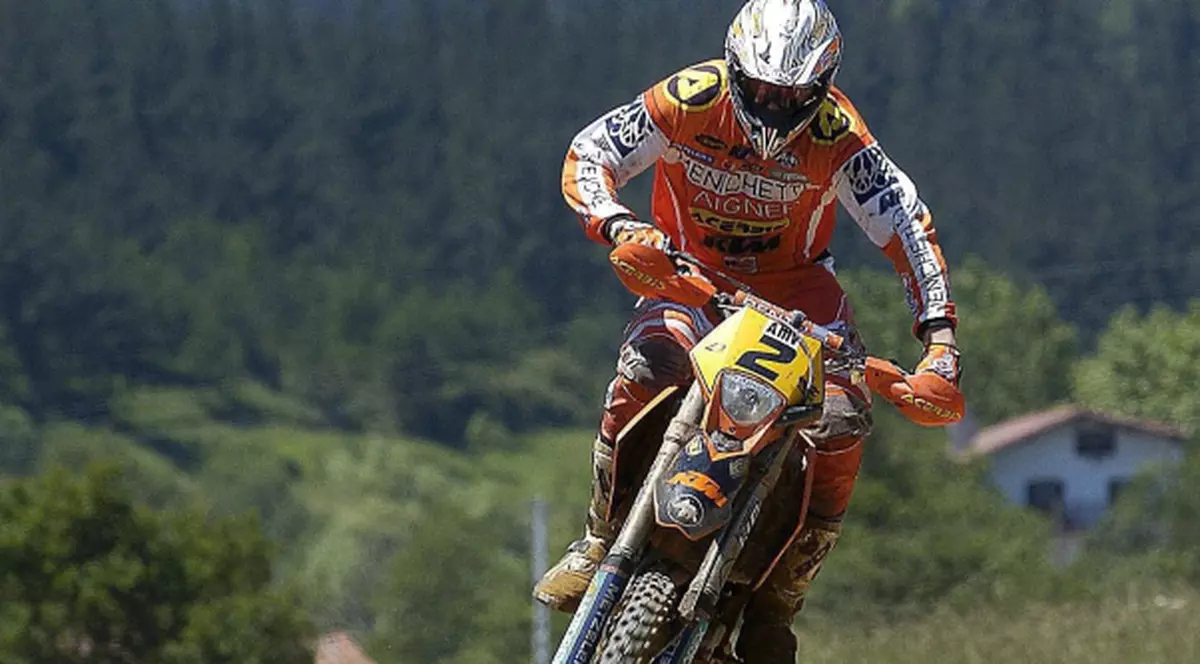 Peste 100 ce motociclişti vor merge la Enduro Panorama 