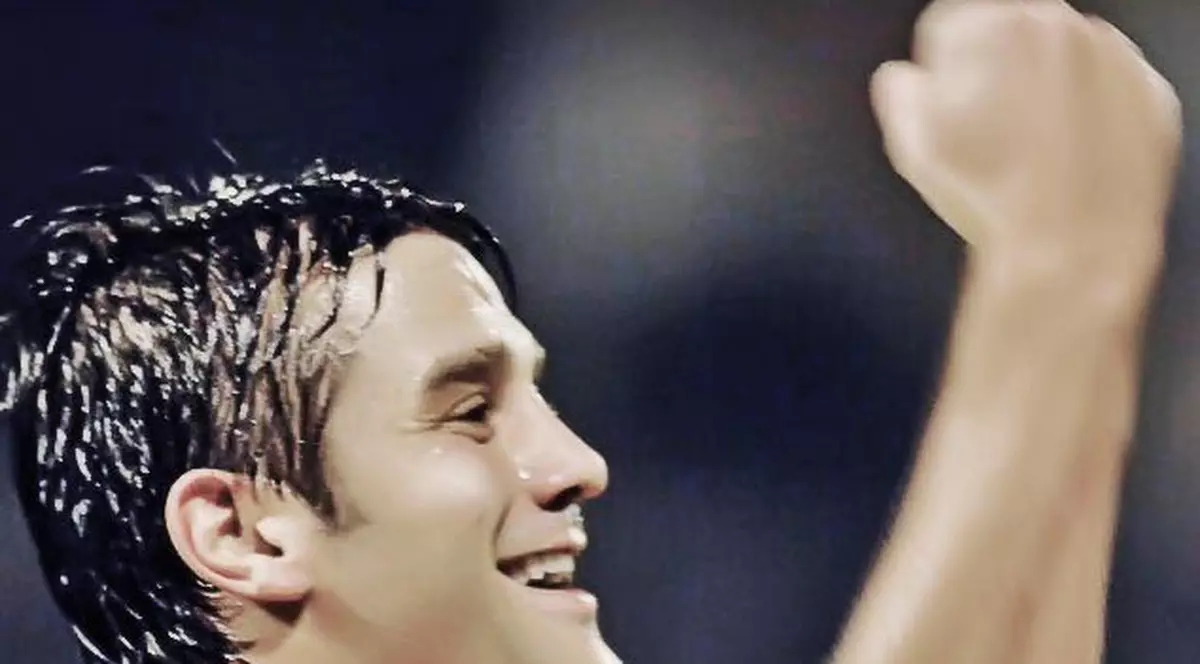 Chivu a «marcat» în dormitor