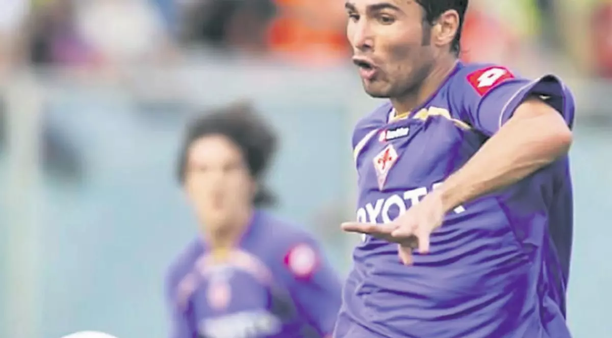Şefii Fiorentinei vor să scape de Adrian Mutu