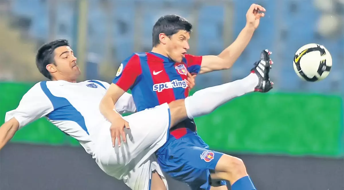 Steaua - Poli Iaşi 2-1 / Chin stelar