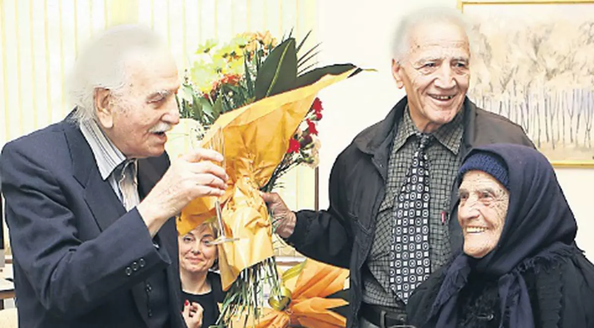 Ei sunt cei mai bătrâni bucureşteni