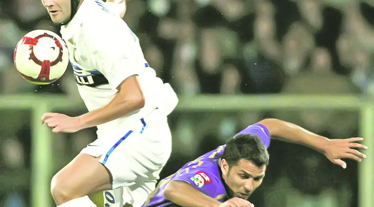 Chivu va primi 600.000 € dacă Inter câştigă Liga, campionatul şi Cupa Italiei