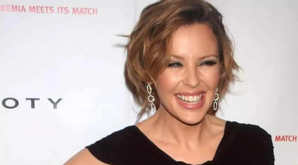 Kylie Minogue: "Nu mi-e scris să mă căsătoresc!"