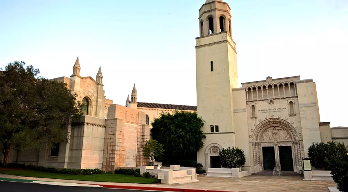 Mausoleul lui Michael, subiect de conflict între fratele său şi Clark Gable III