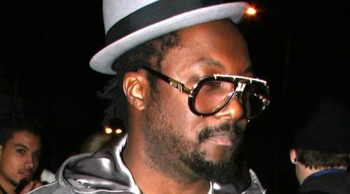 Will.I.Am: "M-au refuzat toate femeile"
