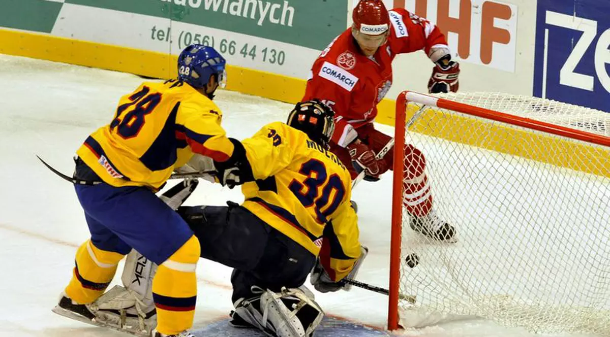 România va organiza CM U20 şi U18 de hochei în 2011
