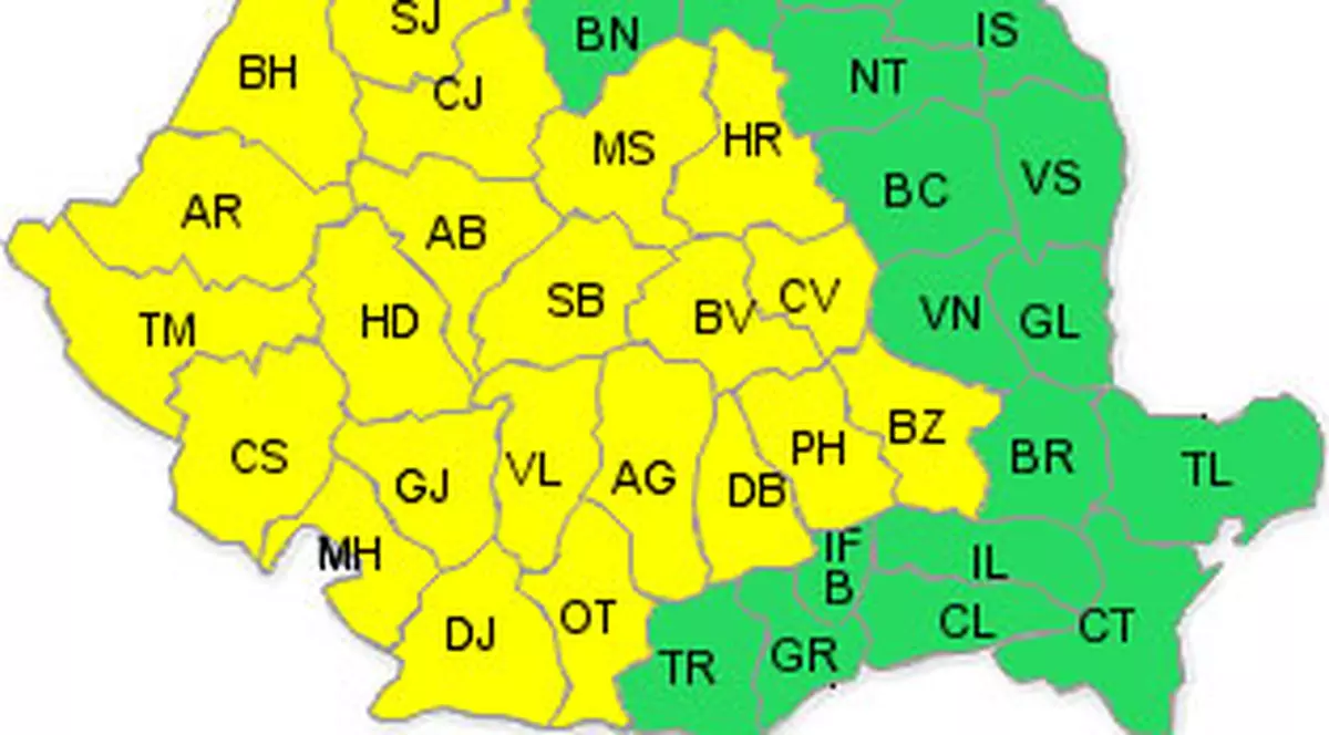 Cod galben de ploi, vânt puternic şi grindină 