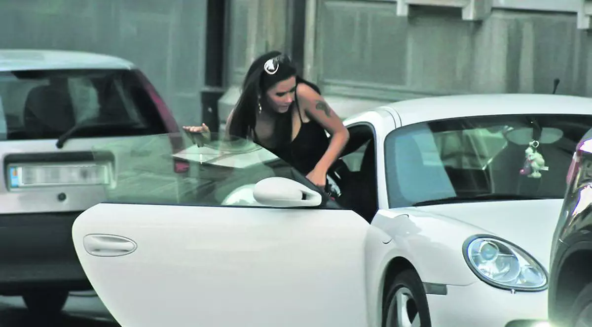 I-au ridicat Porsche-ul lui Zăvo