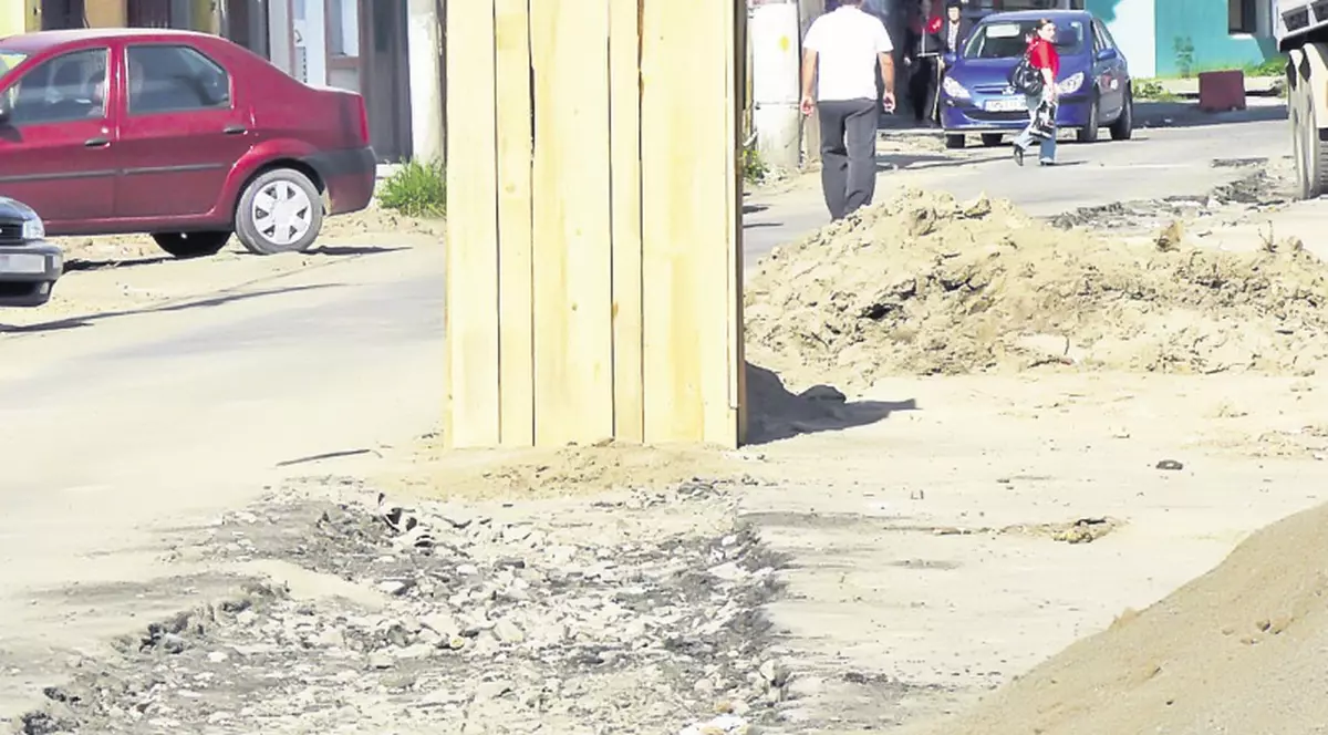 Au făcut WC-ul în mijlocul străzii