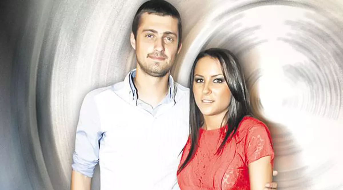 Iubita lui Tamaş, 700 de lei pe o rochie