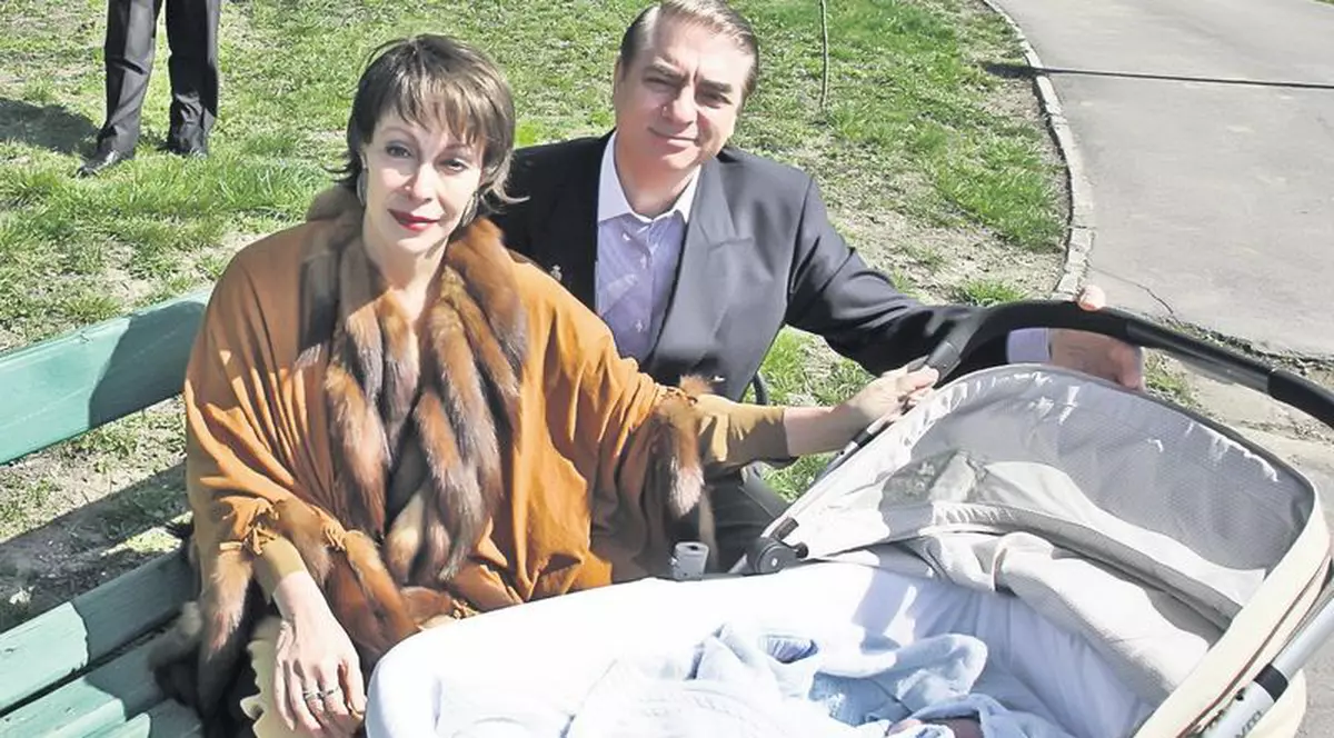 Pentru ei, preşedintele este "naşu' " Băse