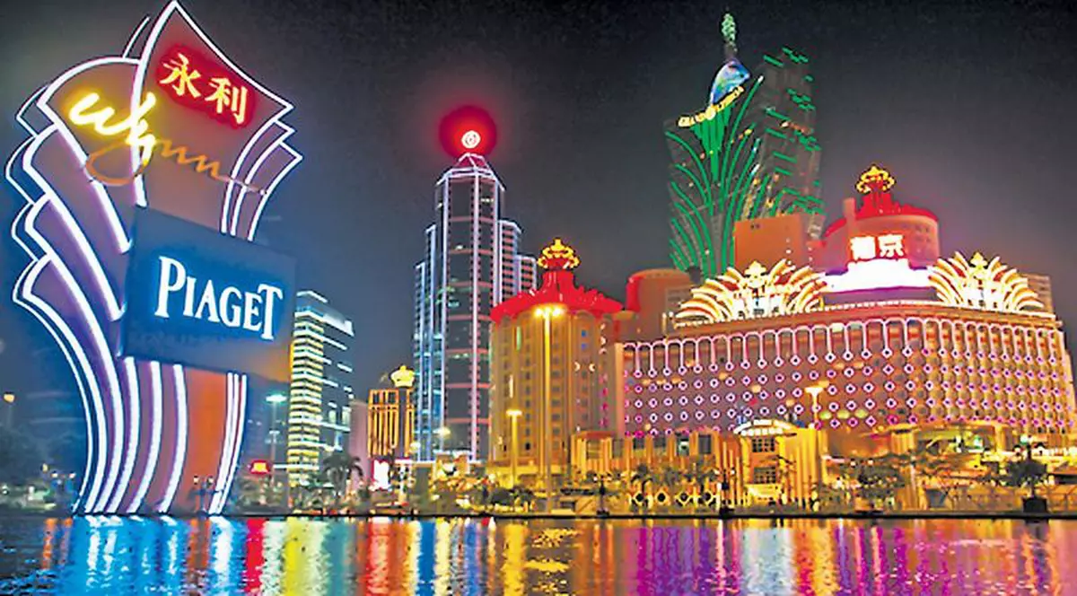 E stripper în Macao!