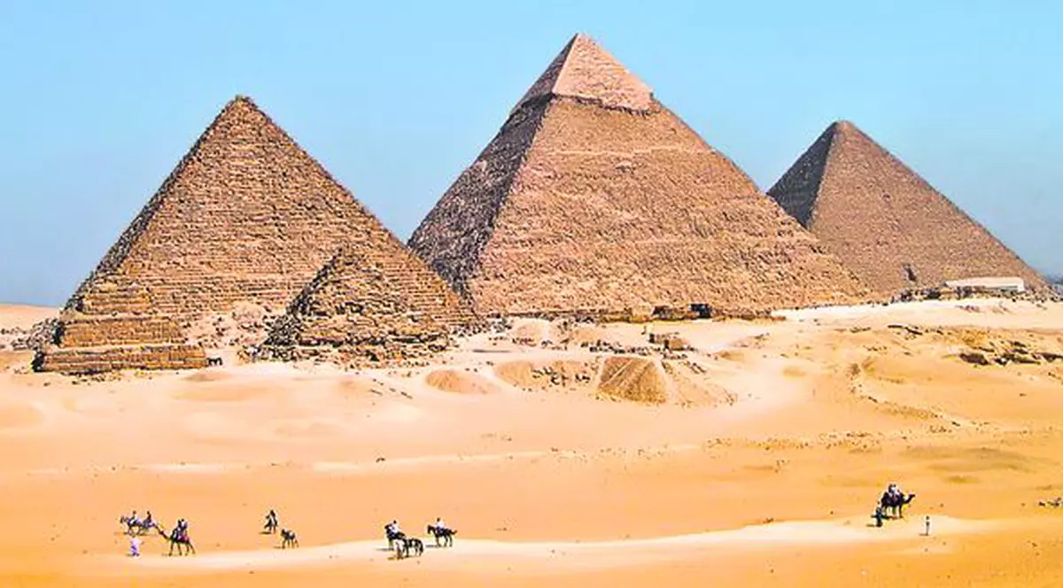 Mormântul unei cântăreţe, vechi de 1.100 de ani, descoperit în Valea Regilor