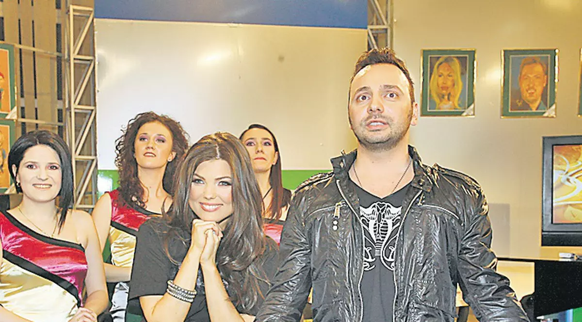 Paula Seling şi Ovi luptă pentru finală