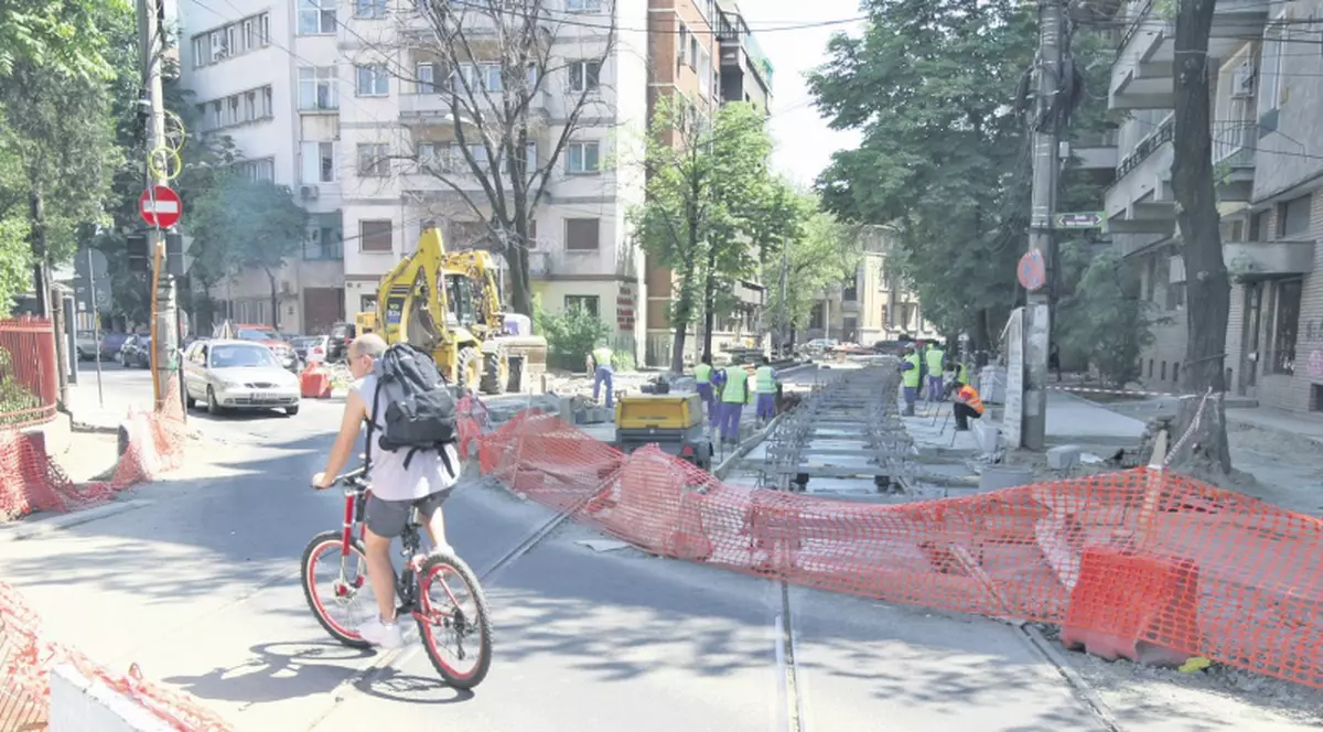 1 km de şosea costă 16.700.000 €