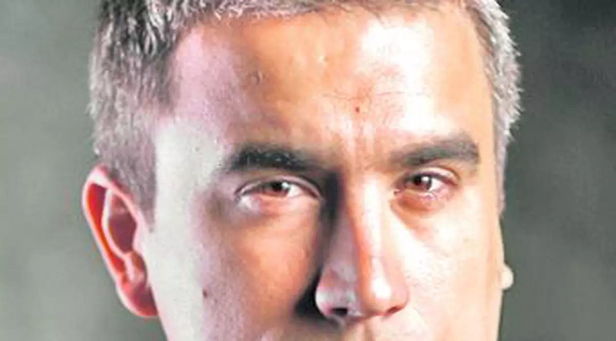 Zoli de la Sistem va cânta cu Orchestra Radio