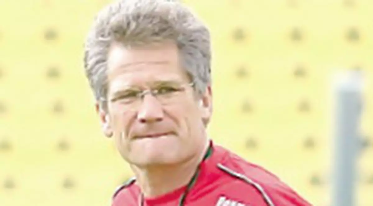 Loţi Bölöni l-a bătut pe Mourinho