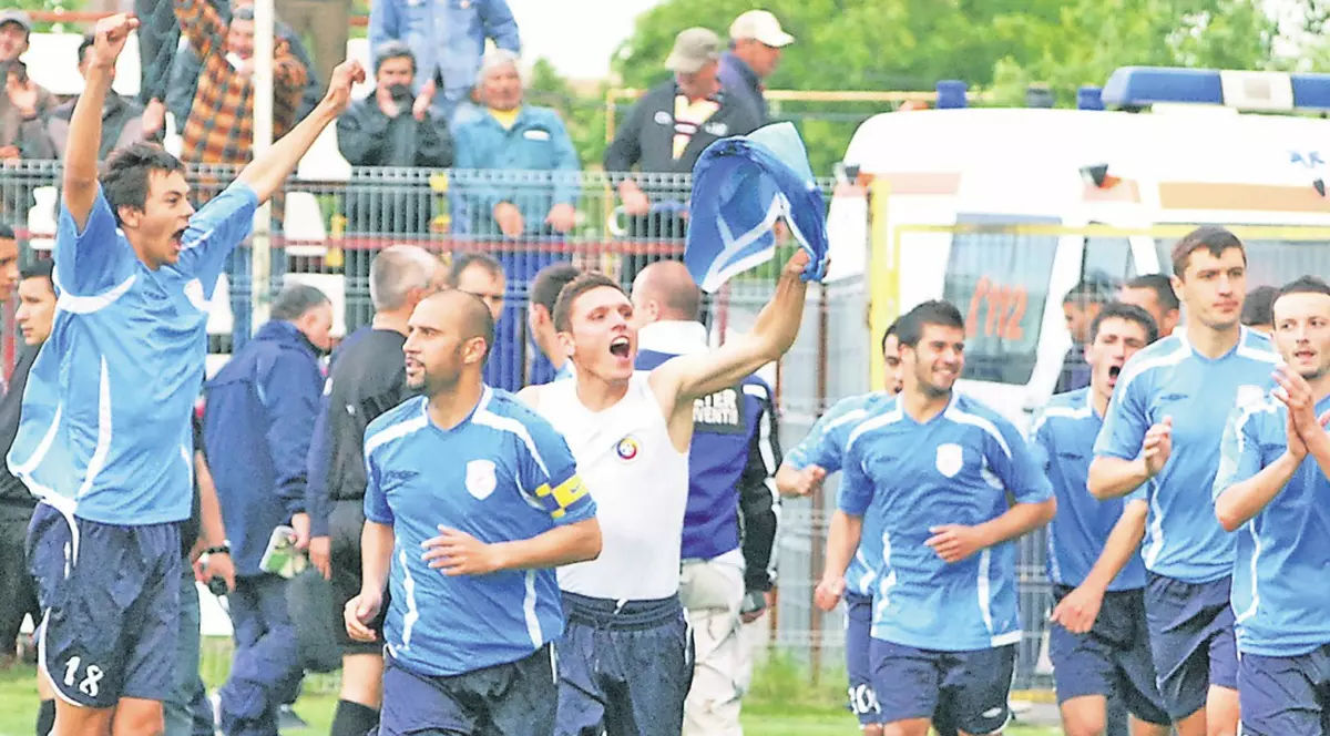 Victoria scrie istoria