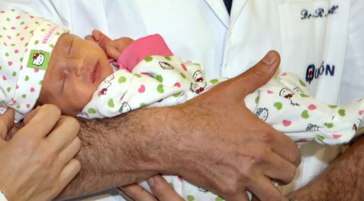 Şi-a vândut bebeluşul pentru 140 de dolari