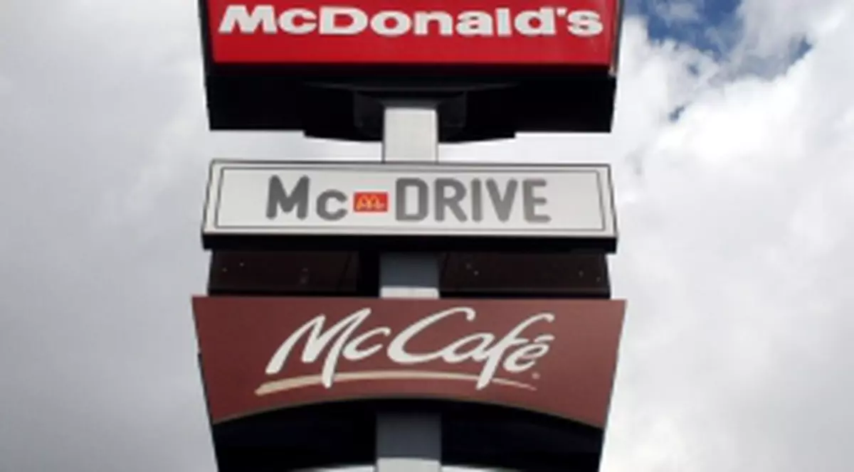 McDonalds Spania, acuzat de xenofobie, după ce ar fi interzis servirea țiganilor și a românilor