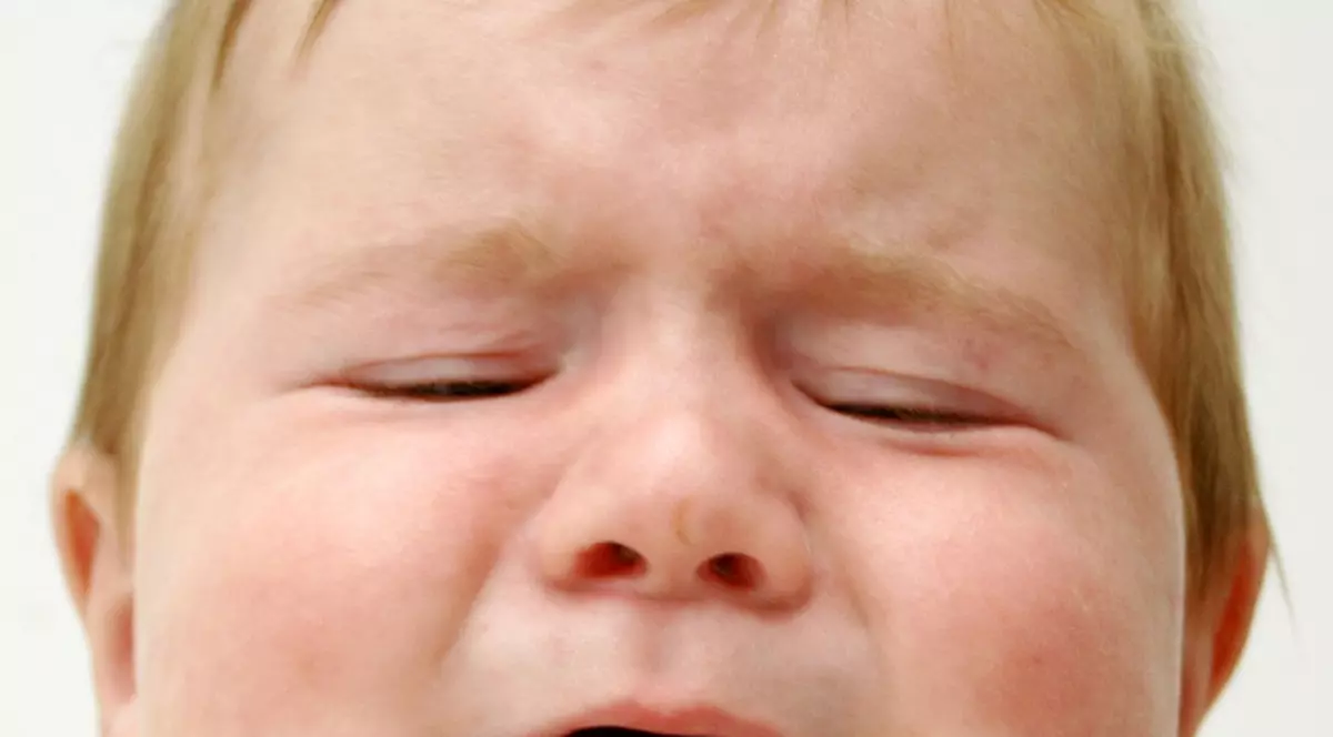 Un bărbat şi-a călcat cu maşina copilul de doi ani 