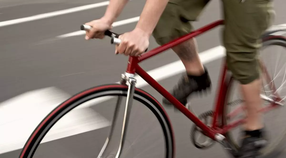 Un român a murit după ce a căzut cu bicicleta într-un canal din Spania