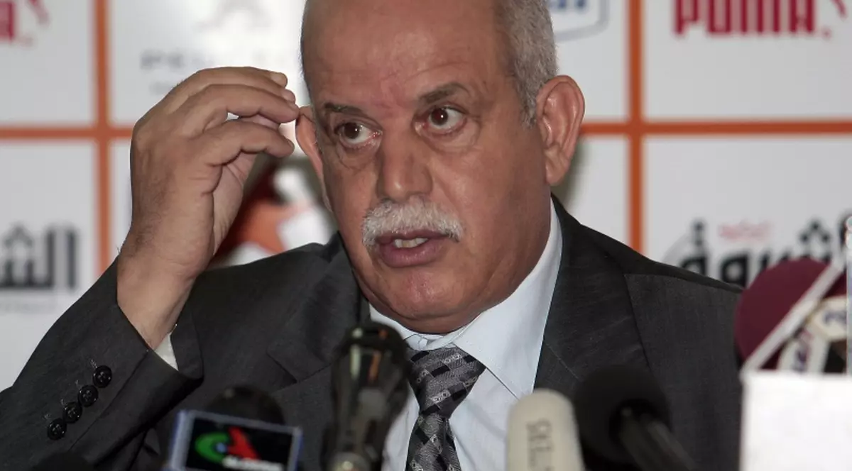 Suspendarea portarului algerian Fawhi Chaouchi depinde de FIFA