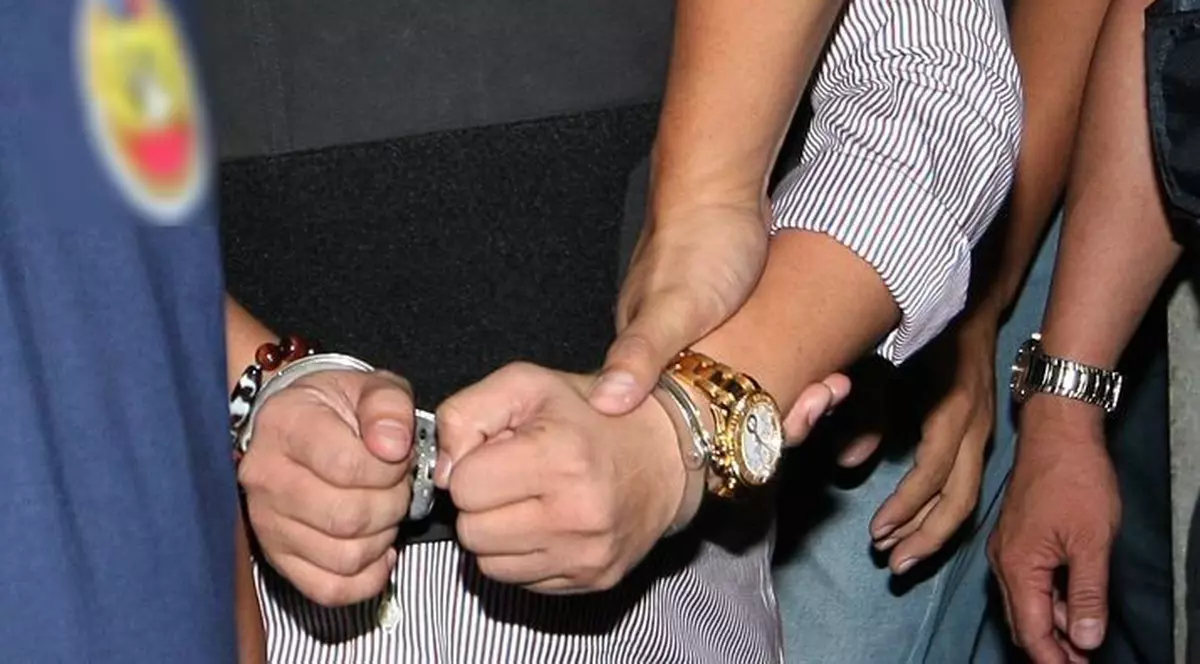 Bătăuşii din Brașov care au snopit în bătaie un bărbat într-un autobuz au fost reţinuţi!