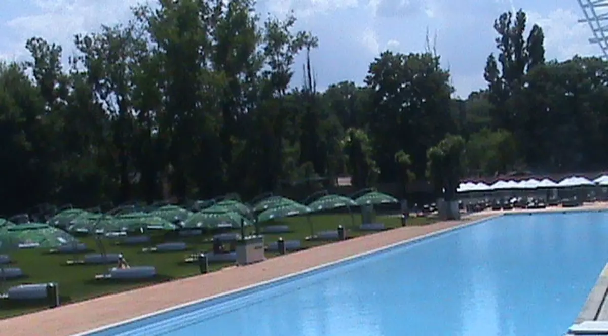 Super bazin de înot pentru Naţionala de Polo 