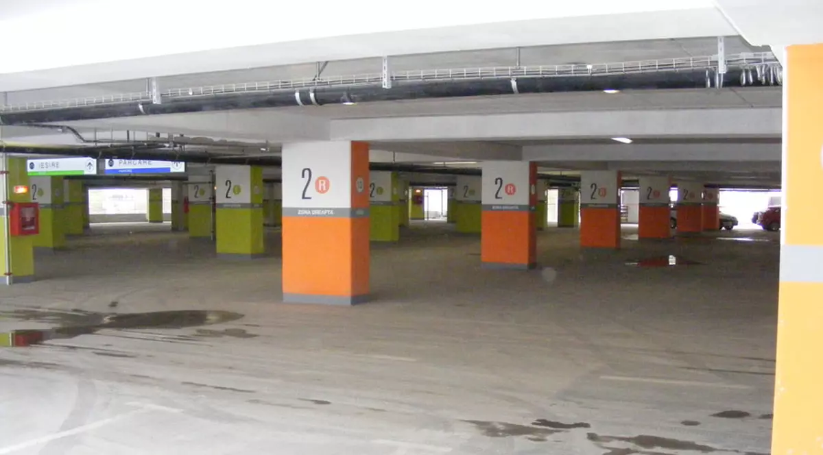 Primăria promite 7.000 de locuri de parcare în subteran în doi ani