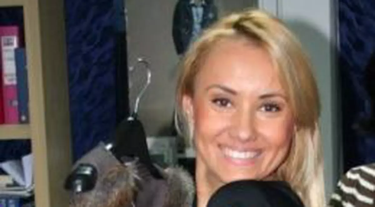 Bebelușa Oana și-a botezat fetița în secret  