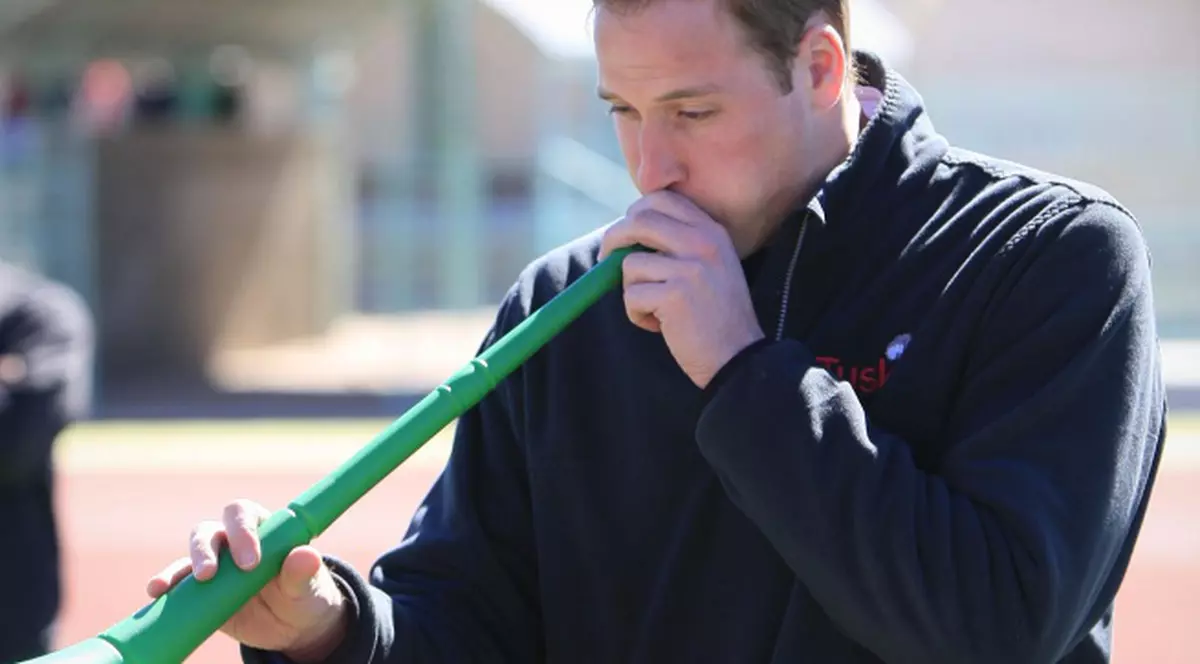 Prinţul William e fan vuvuzele!