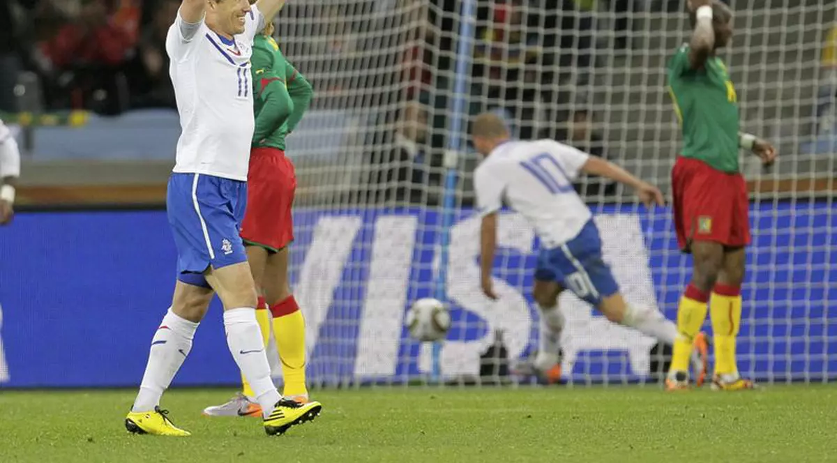 Olanda a lăsat Camerunul Nkoulou gol! | Camerun - Olanda 1-2