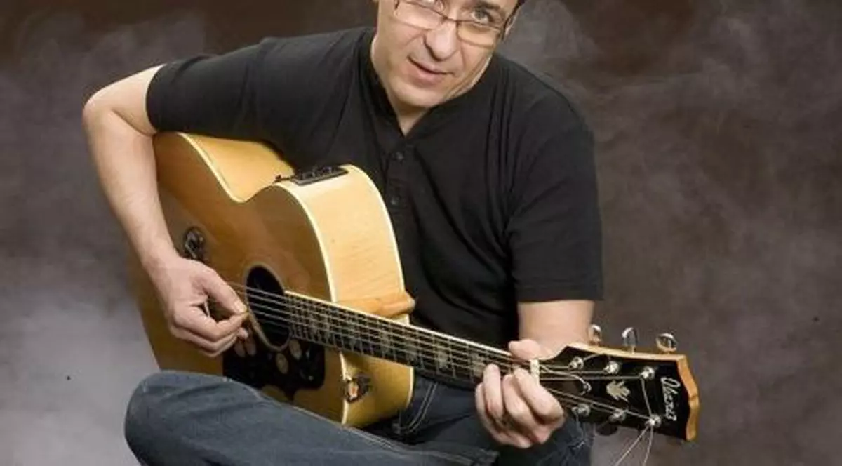 Florin Chilian şi-a lansat cel mai nou album, "Autistul - Nu-l Mai Goniţi pe Brâncuşi" 