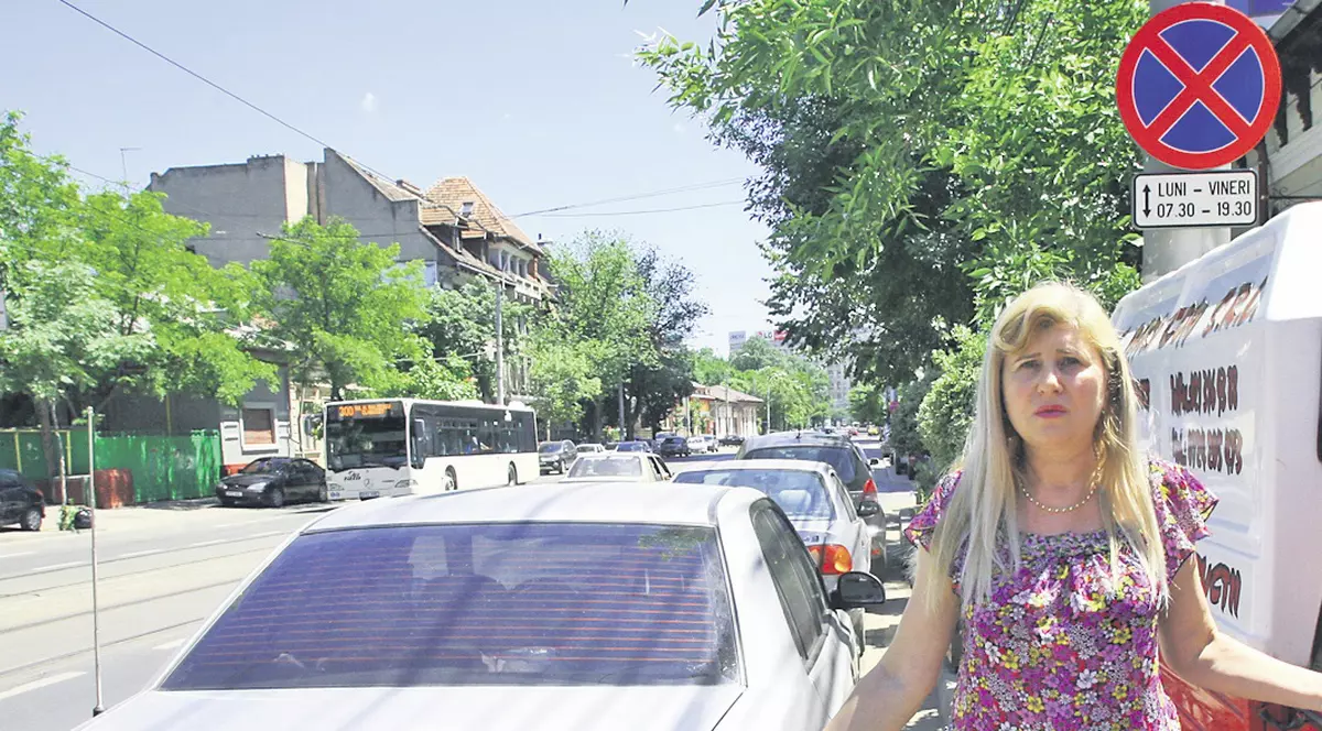 Bucureştenii de pe bulevardul Ion Mihalache: «Noi unde să parcăm?»