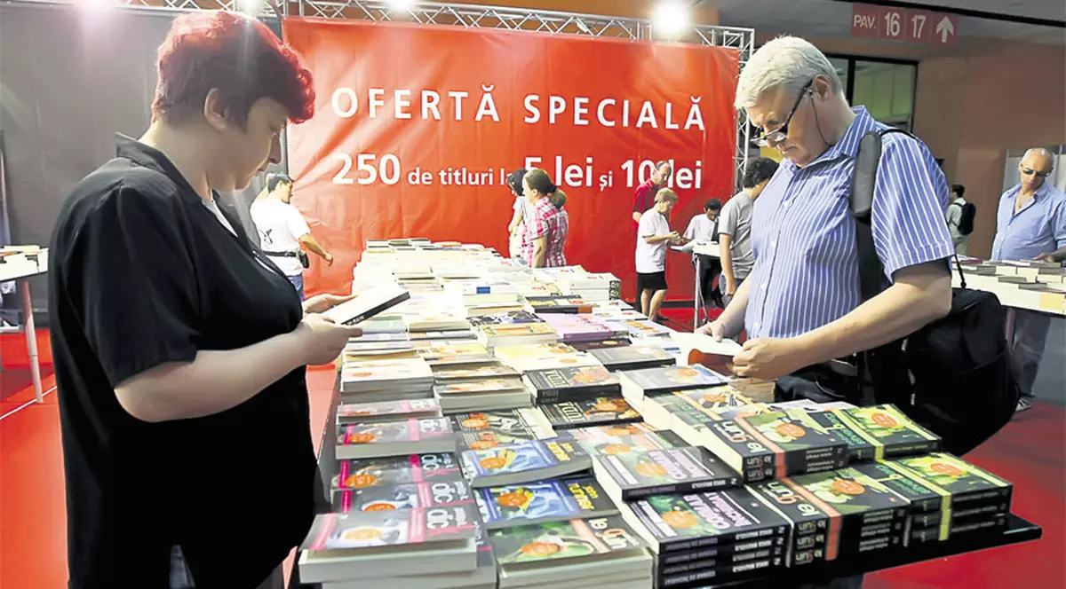 Cărţi cu reducere de 70%