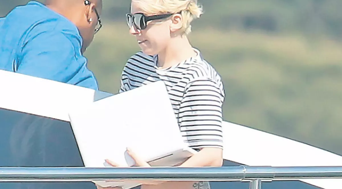 Lady Gaga e urâtă rău în realitate