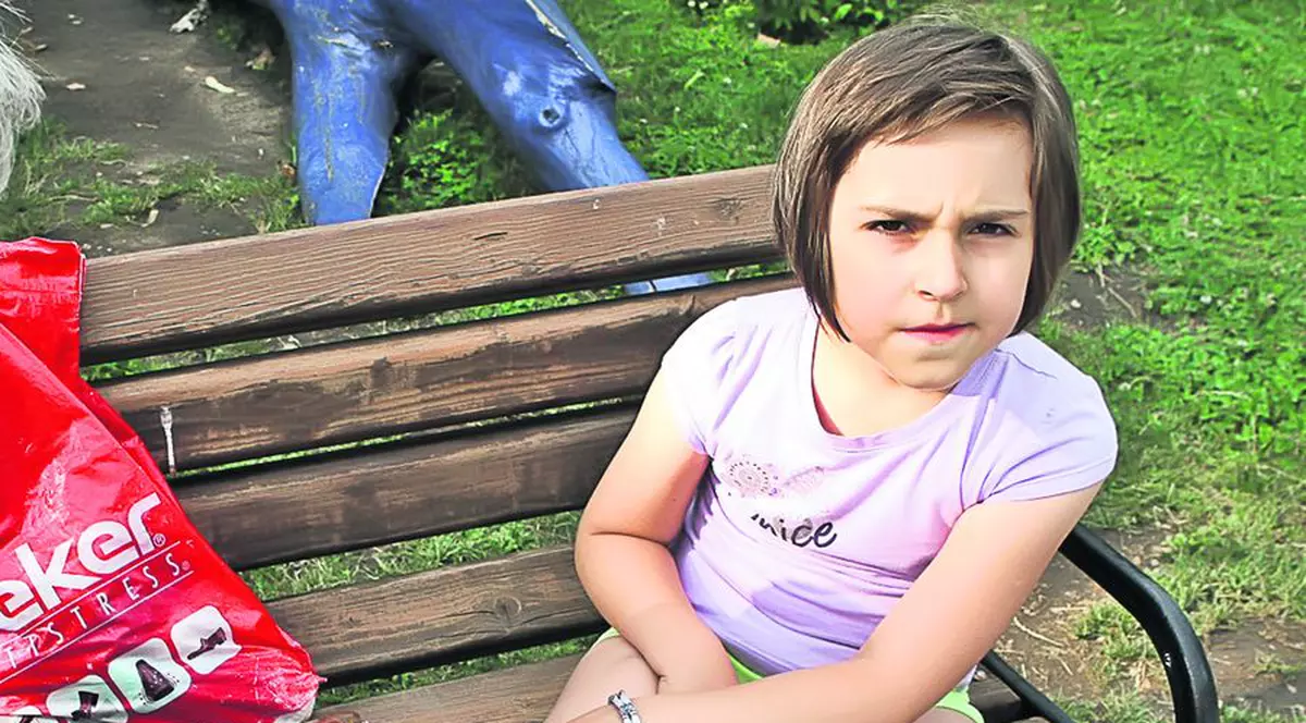 «Ce rău m-a înţepat ţânţarul!»